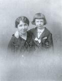 Maria z Wolskich Iwanowska z synem Jerzym